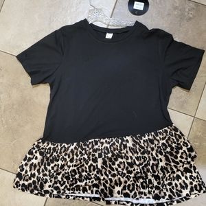 Sunshine & Rodeos T-Shirt  L Large blouse. Leopard, Cheeth animal print.